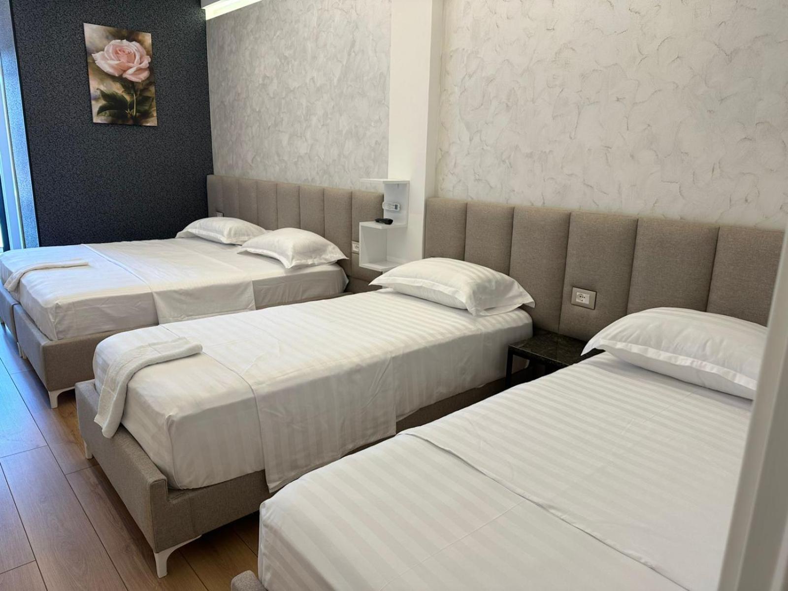 Hotel Europa Krujë 외부 사진