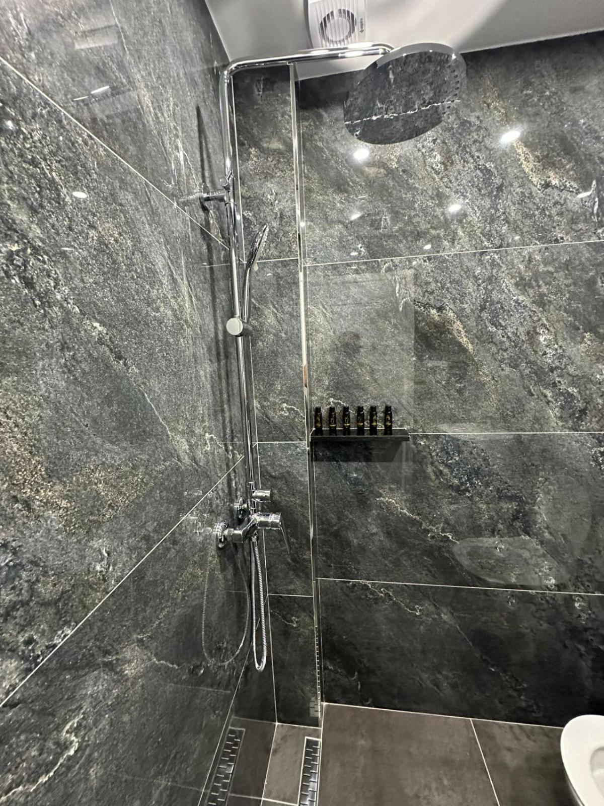 Hotel Europa Krujë 외부 사진